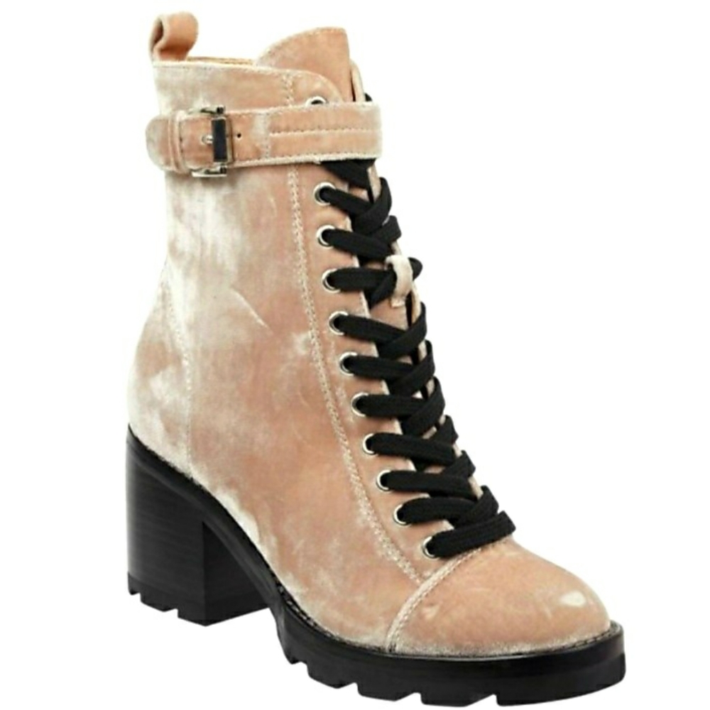 MARC FISHER EUC "Warren" Lace Up Booties